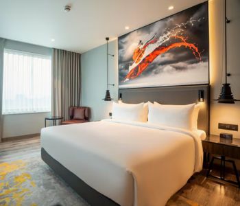 Radisson Red- Superior Room
