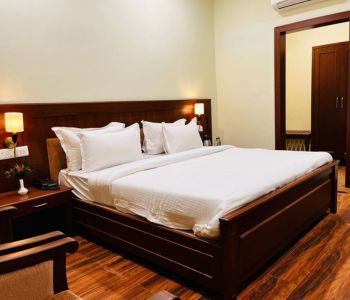 MPT Champak Bungalow  Lake View Suite