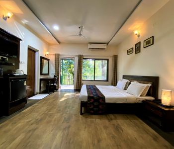 MPT Safari Lodge Mukki- AC Deluxe Room